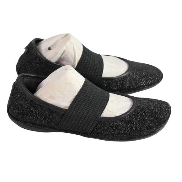 Camper Women’s Right Nina Black Flats Elastic Strap Comfort Shoes Size EU 40 - Picture 1 of 12